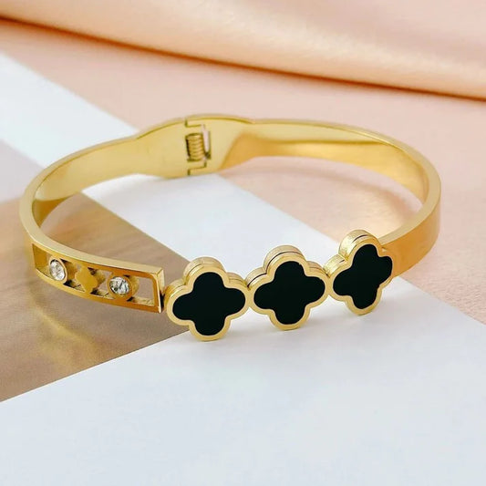 Triplet Black Clover Luxury Bangle – Tarnish-Free Stainless Steel