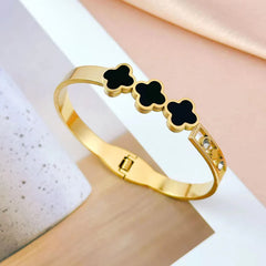 Triplet Black Clover Luxury Bangle – Tarnish-Free Stainless Steel